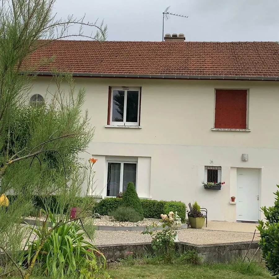 Gite Les Combes Terrasse 01340 Etrez Bresse Vallons 0*,