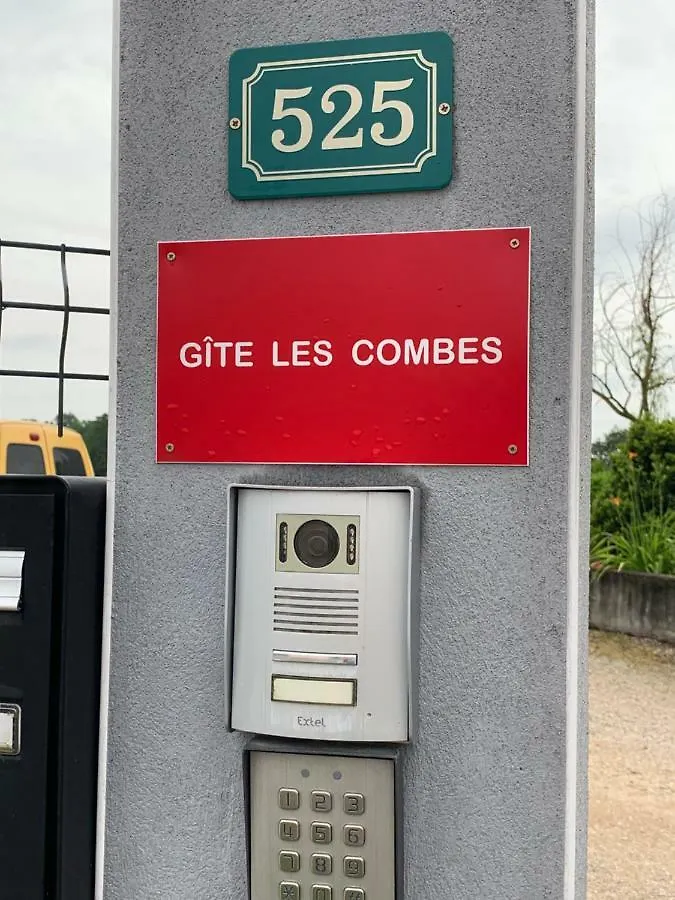 Gite Les Combes Terrasse 01340 Etrez Bresse Vallons 0*,